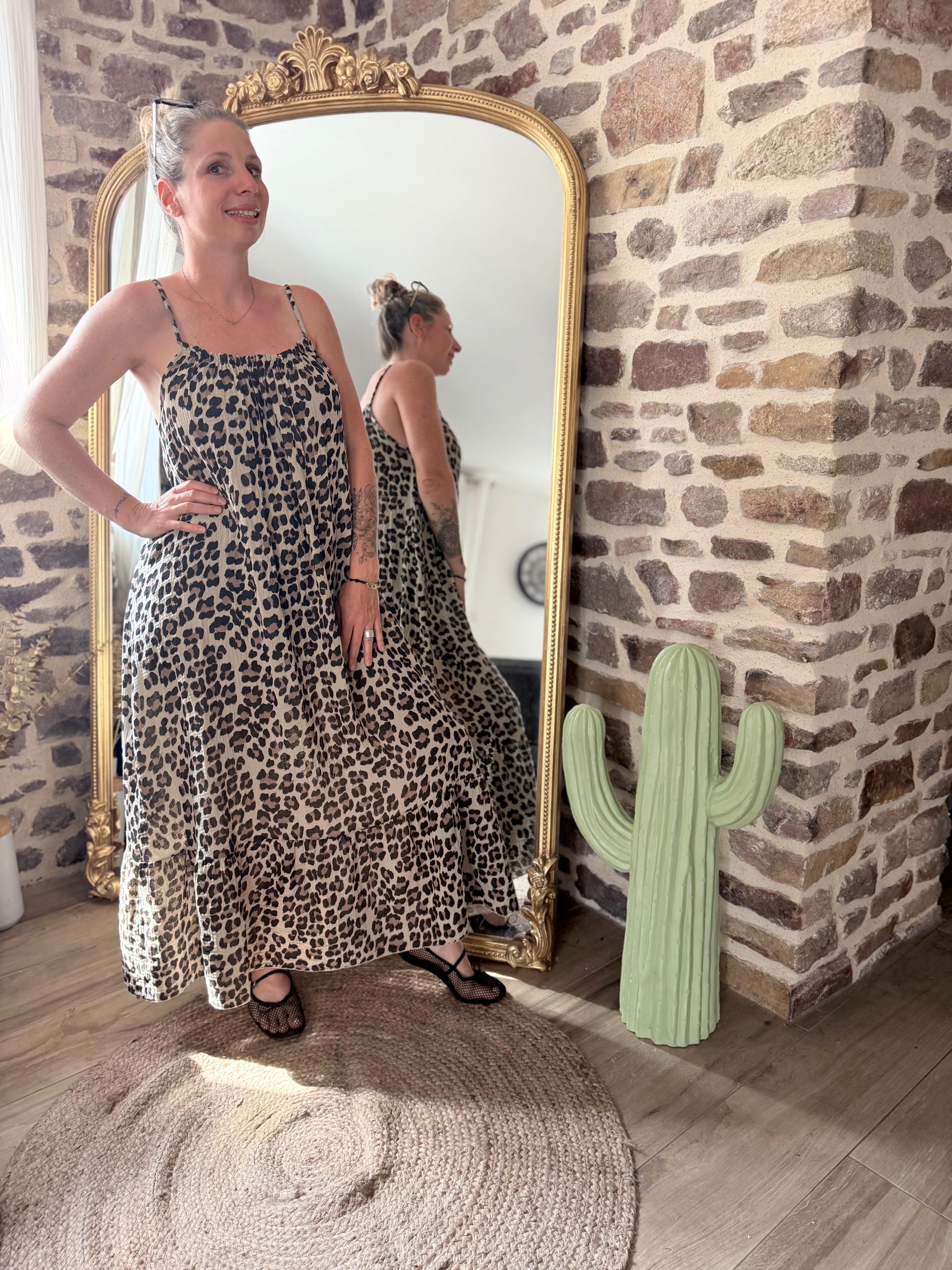 Robe Olivia